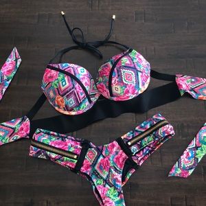 Beach Bunny floral bikini. Never worn.